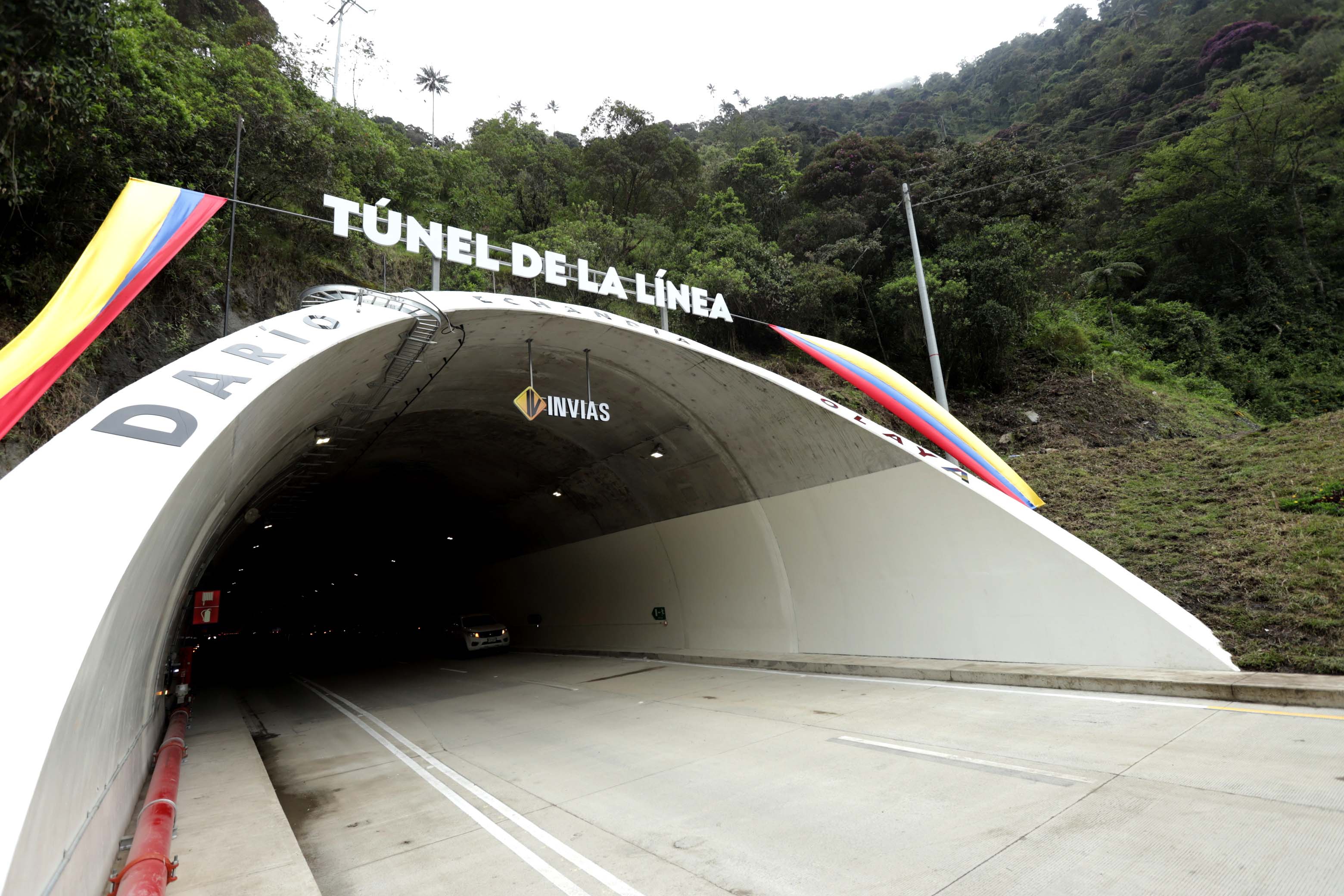Acero de Ternium presente en el Túnel de la Línea